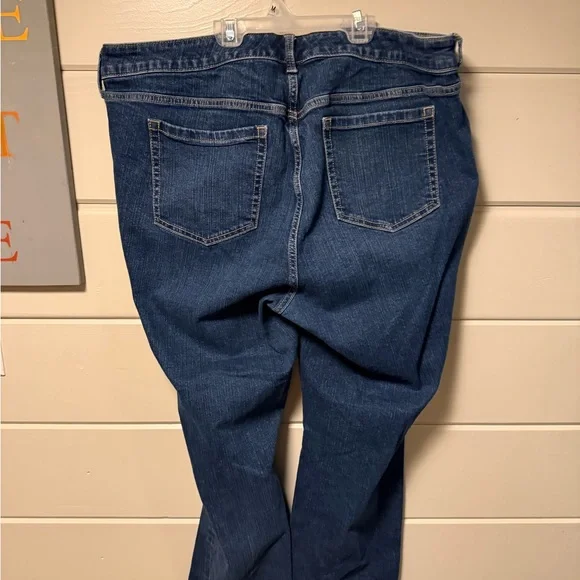 Torrid Blue Denim Jeans. Capri - Picture 3 of 3